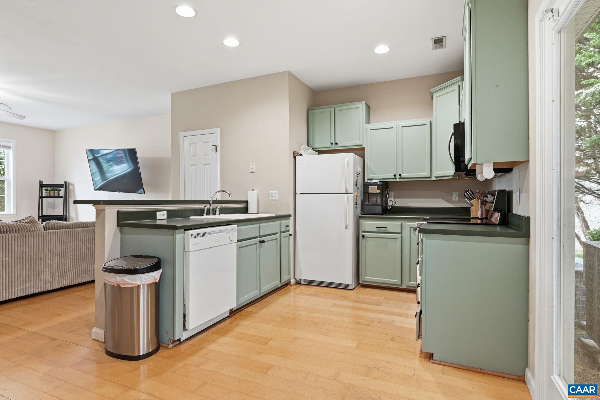 1773 WEBLAND VW, CHARLOTTESVILLE, Virginia 22901, 3 Bedrooms Bedrooms, ,2 BathroomsBathrooms,Residential,1773 WEBLAND VW,674340 MLS # 674340