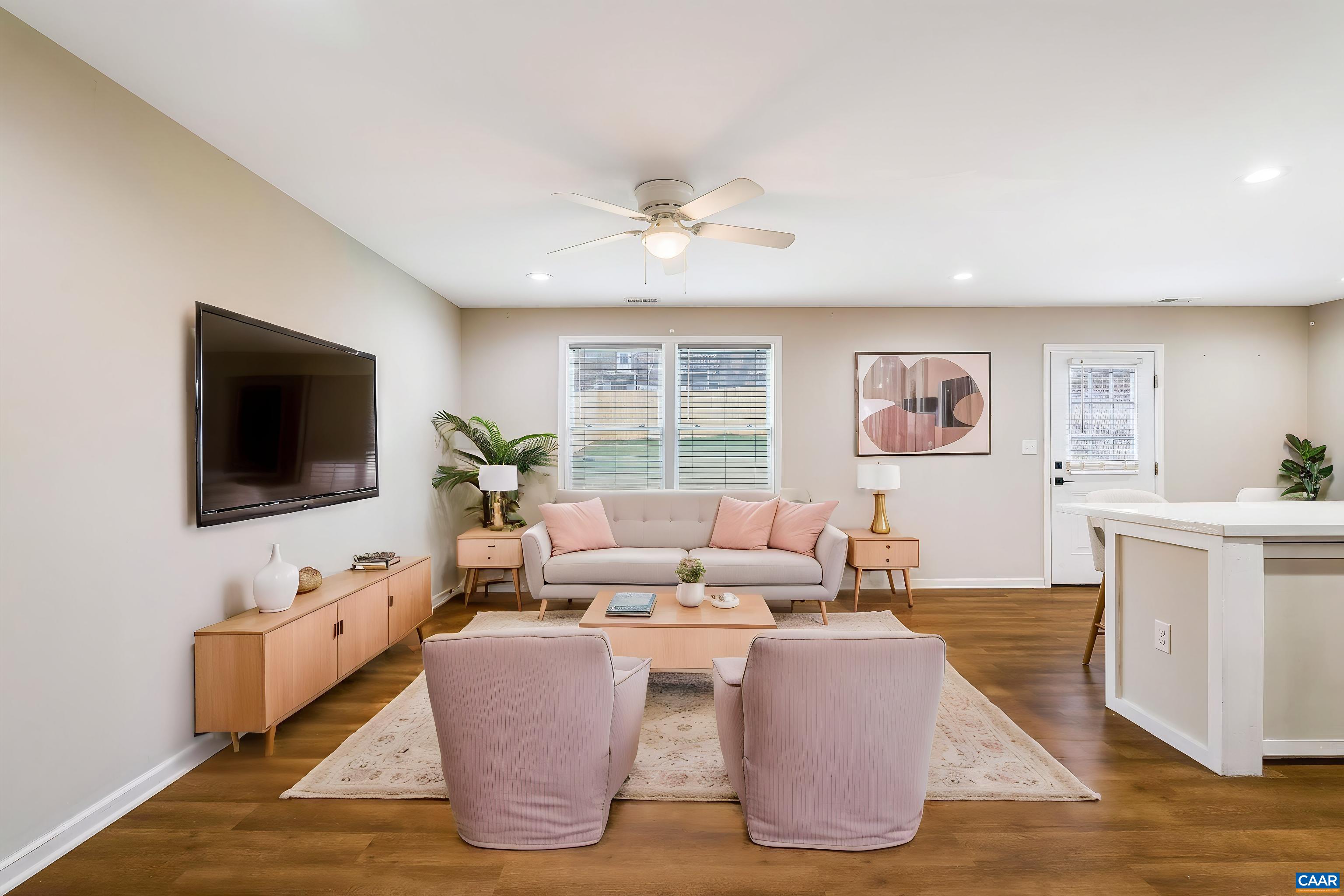 2511 CHESAPEAKE ST, STAUNTON, Virginia 24401, 3 Bedrooms Bedrooms, ,2 BathroomsBathrooms,Residential,2511 CHESAPEAKE ST,674390 MLS # 674390