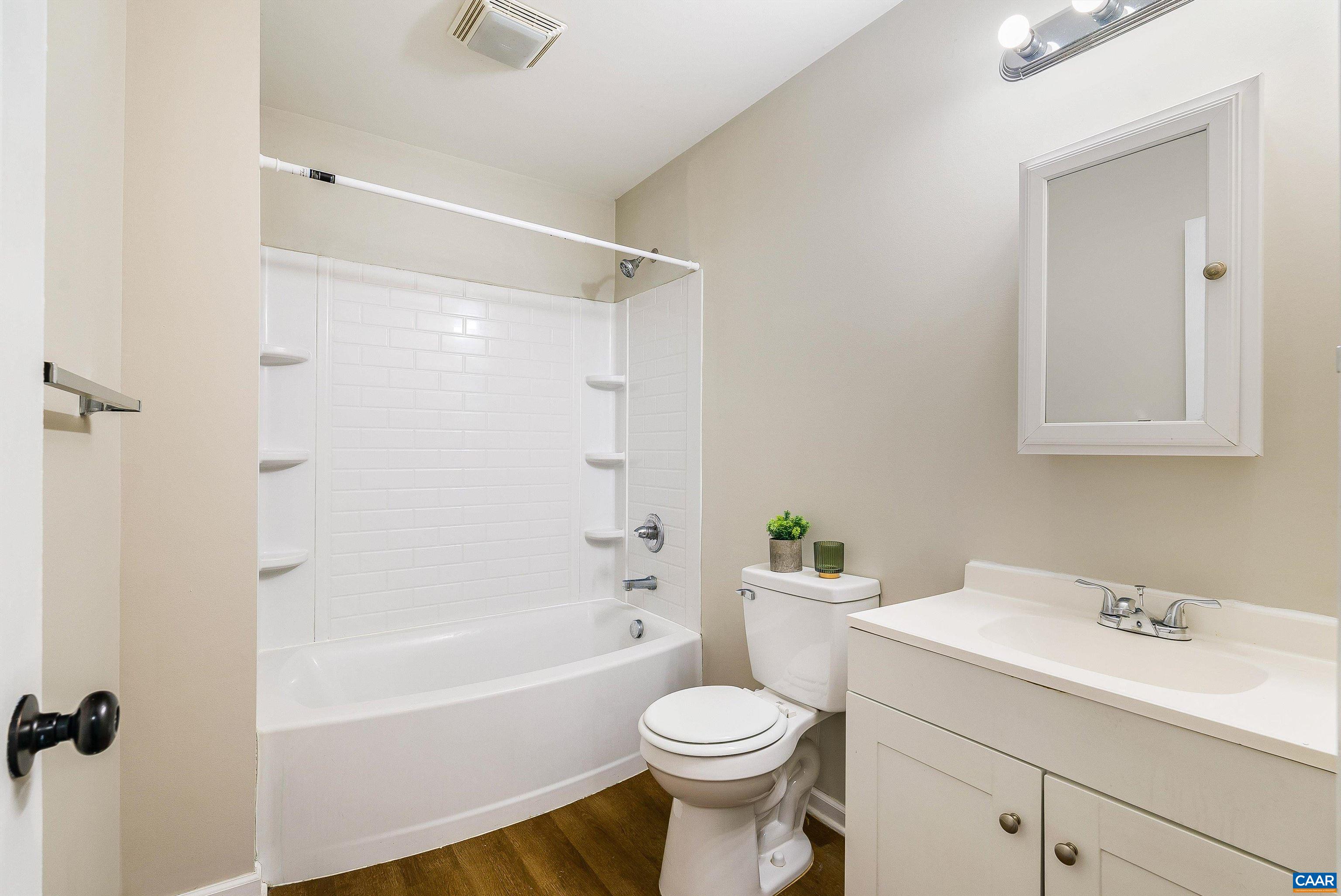 2511 CHESAPEAKE ST, STAUNTON, Virginia 24401, 3 Bedrooms Bedrooms, ,2 BathroomsBathrooms,Residential,2511 CHESAPEAKE ST,674390 MLS # 674390