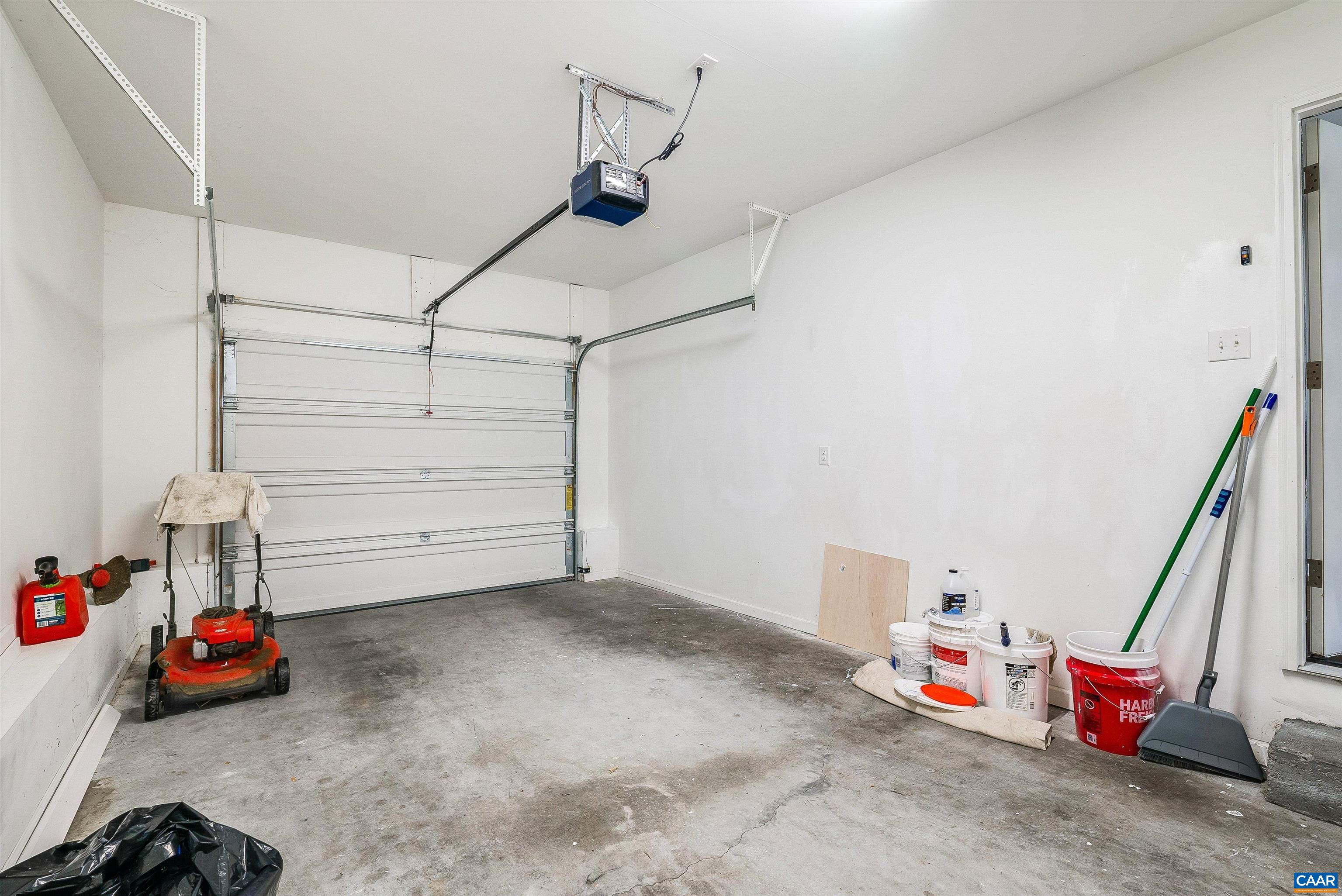 2511 CHESAPEAKE ST, STAUNTON, Virginia 24401, 3 Bedrooms Bedrooms, ,2 BathroomsBathrooms,Residential,2511 CHESAPEAKE ST,674390 MLS # 674390