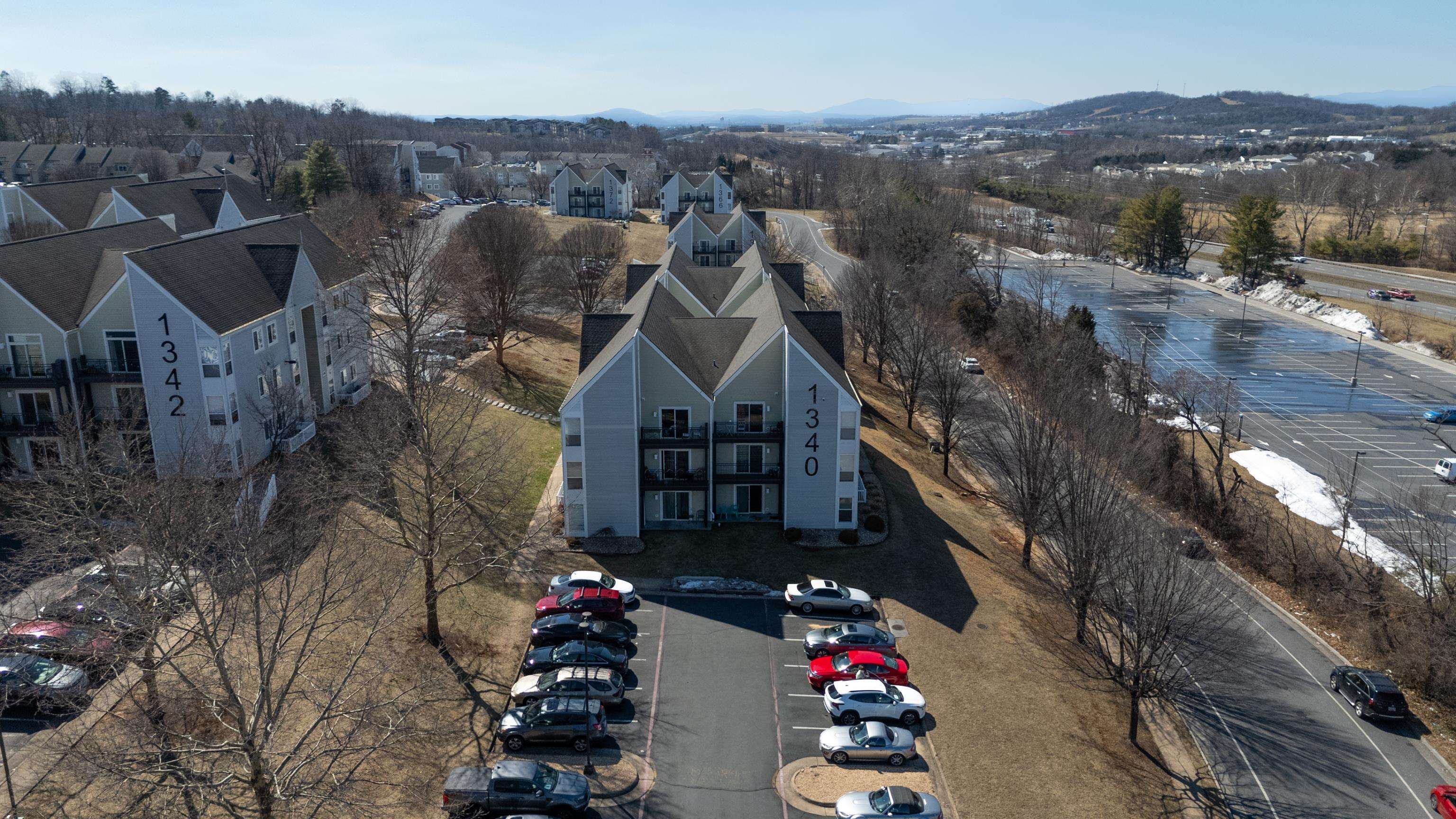 1340 HUNTERS RD, HARRISONBURG, Virginia 22801, 2 Bedrooms Bedrooms, ,2 BathroomsBathrooms,Residential,1340 HUNTERS RD,674487 MLS # 674487