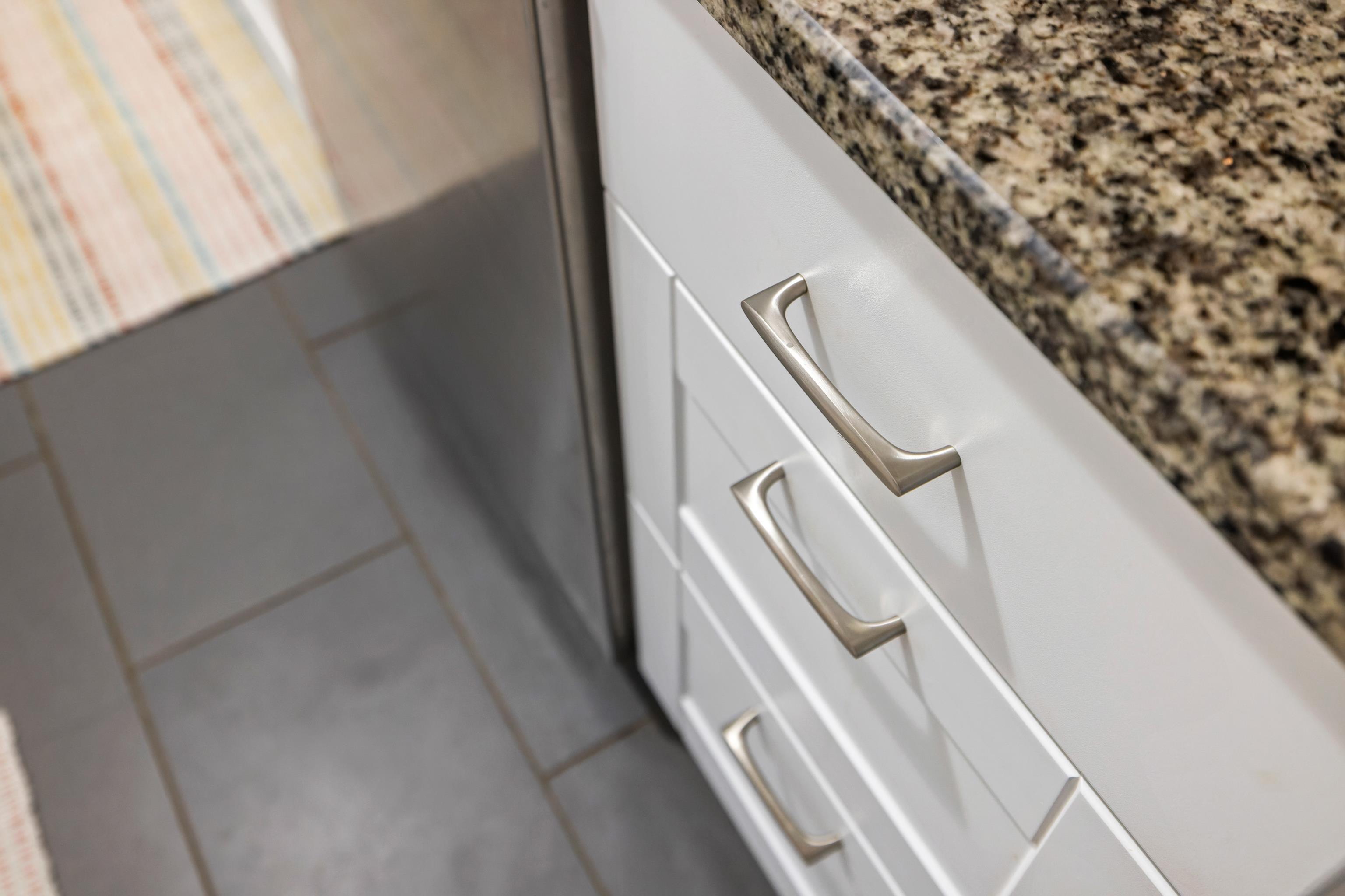 212 ALPHIN AVE, WAYNESBORO, Virginia 22980, 3 Bedrooms Bedrooms, ,1 BathroomBathrooms,Residential,212 ALPHIN AVE,674492 MLS # 674492