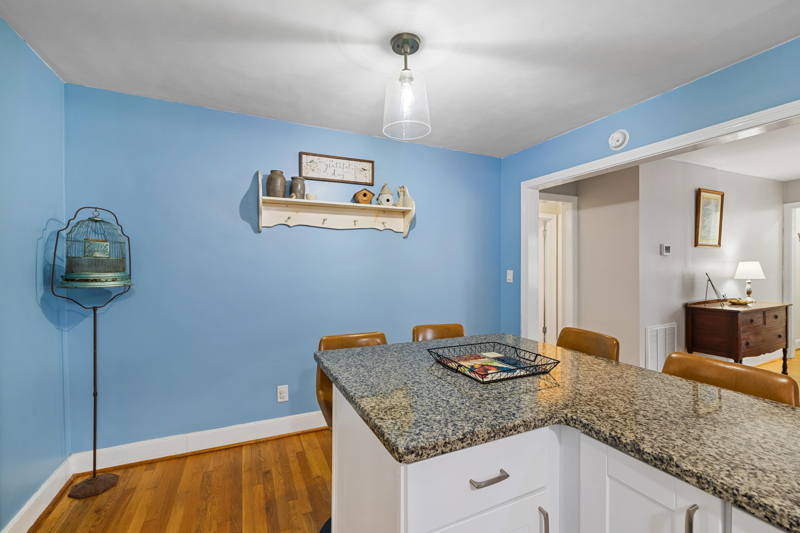 212 ALPHIN AVE, WAYNESBORO, Virginia 22980, 3 Bedrooms Bedrooms, ,1 BathroomBathrooms,Residential,212 ALPHIN AVE,674492 MLS # 674492