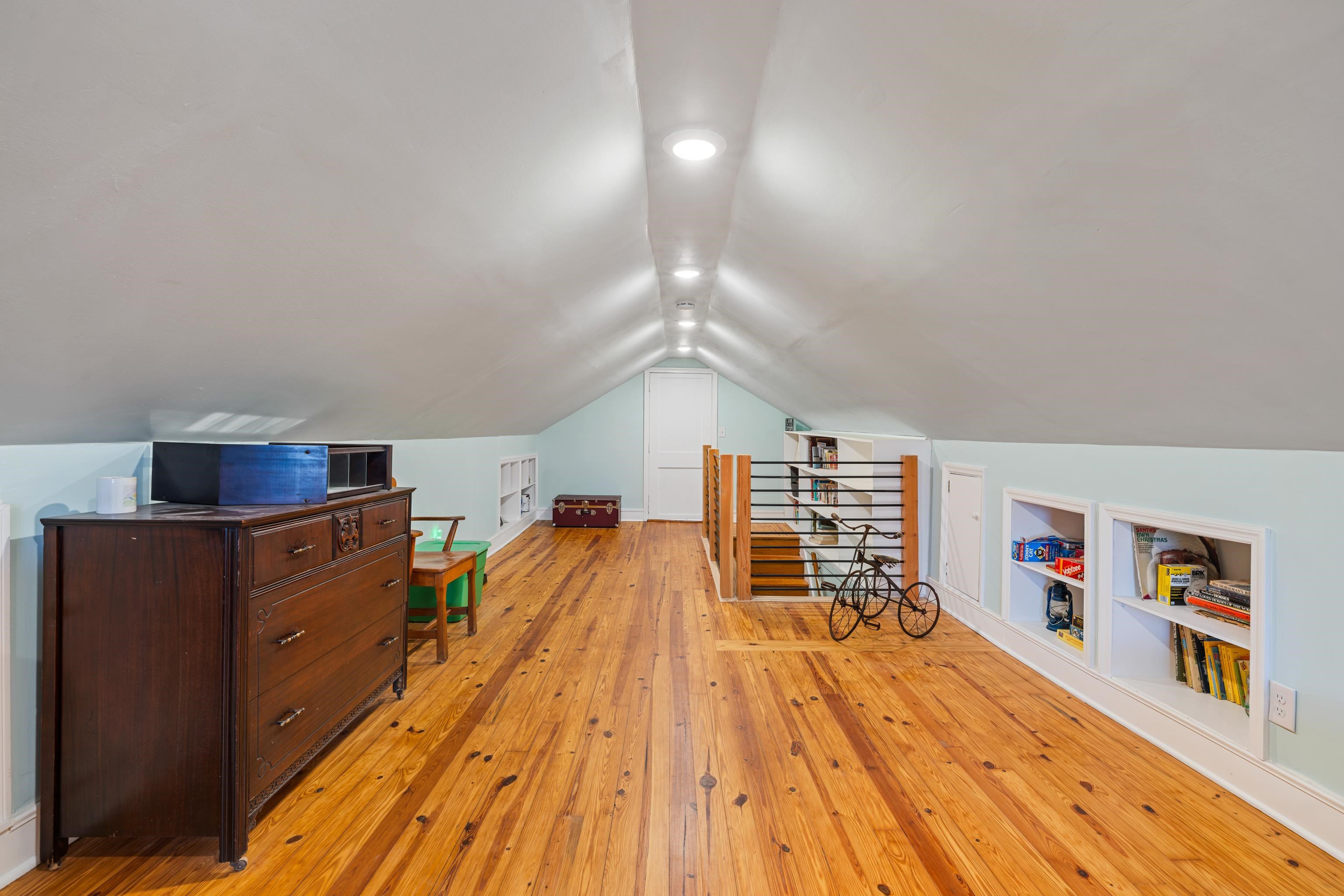 212 ALPHIN AVE, WAYNESBORO, Virginia 22980, 3 Bedrooms Bedrooms, ,1 BathroomBathrooms,Residential,212 ALPHIN AVE,674492 MLS # 674492