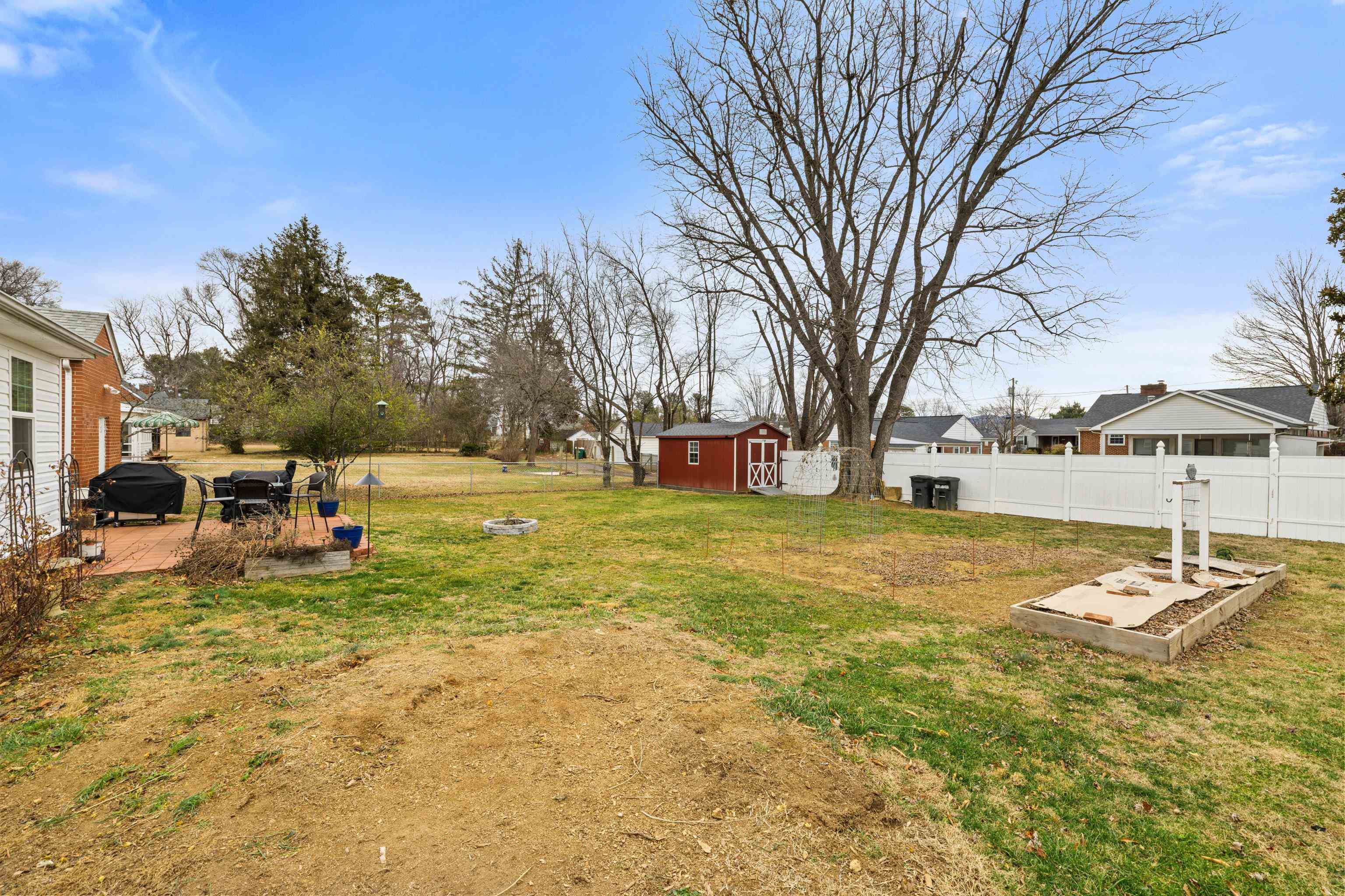 212 ALPHIN AVE, WAYNESBORO, Virginia 22980, 3 Bedrooms Bedrooms, ,1 BathroomBathrooms,Residential,212 ALPHIN AVE,674492 MLS # 674492