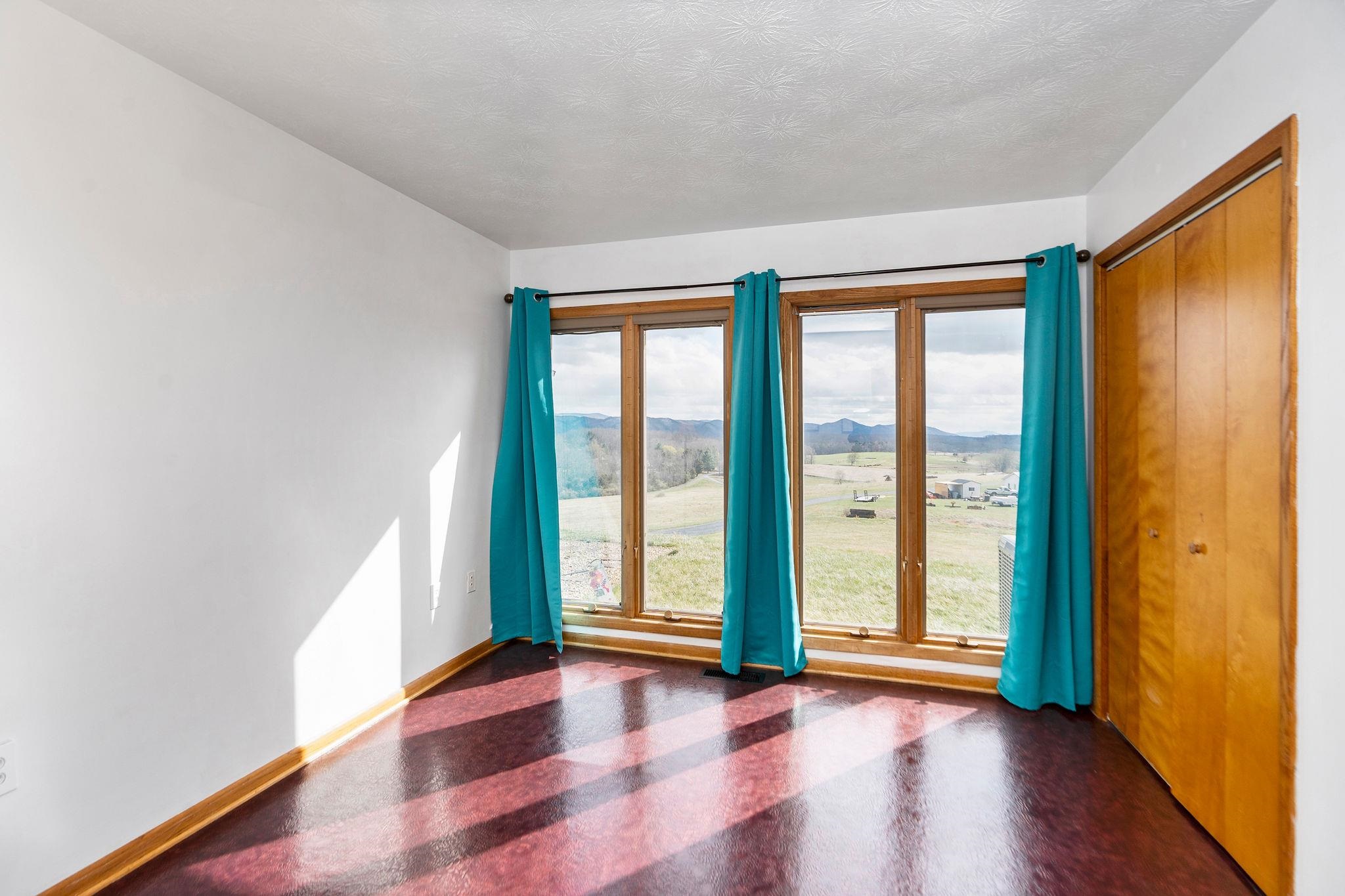 148 TAYLOR LN, GREENVILLE, Virginia 24440, 3 Bedrooms Bedrooms, ,2 BathroomsBathrooms,Residential,148 TAYLOR LN,674496 MLS # 674496