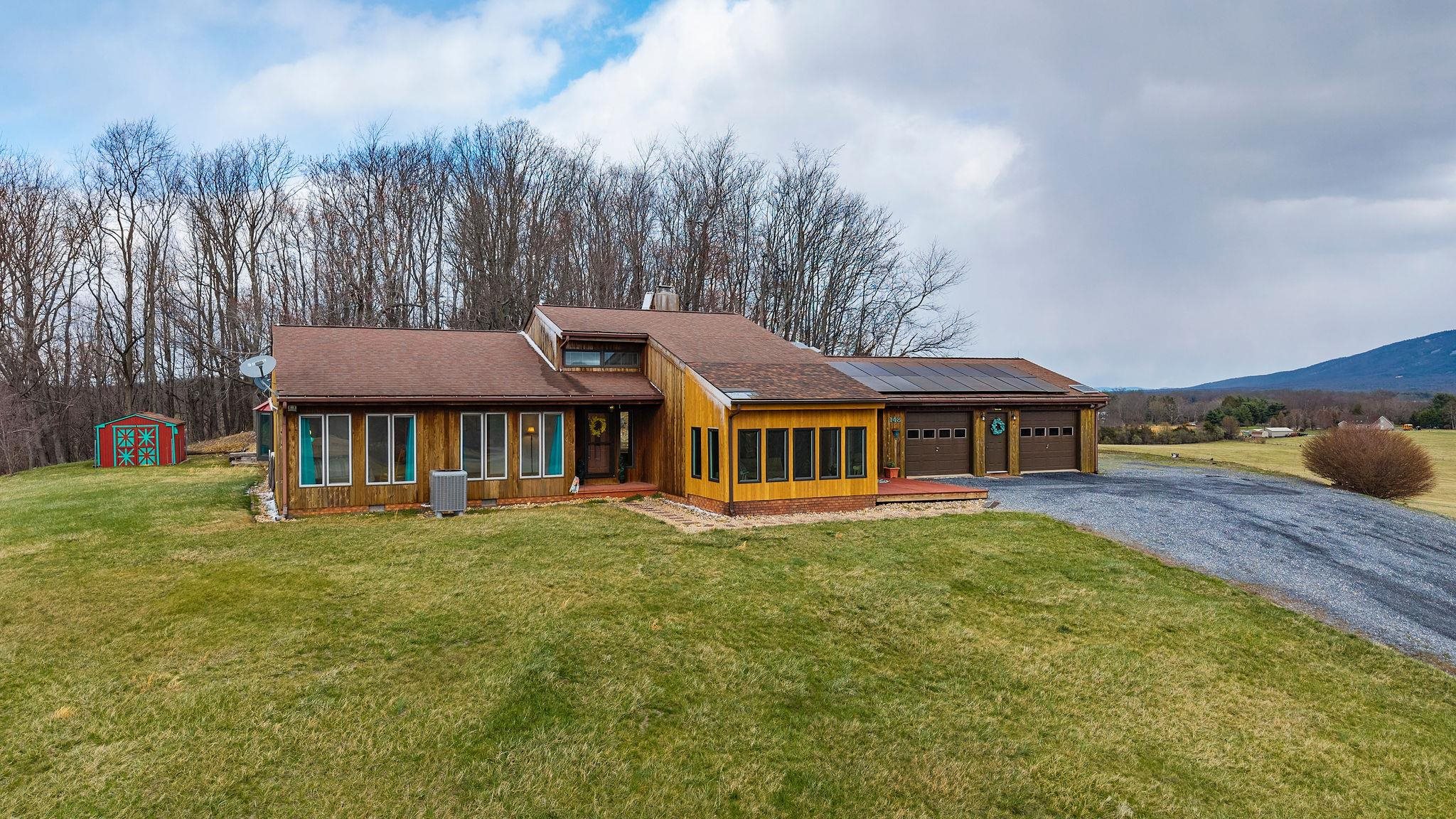 148 TAYLOR LN, GREENVILLE, Virginia 24440, 3 Bedrooms Bedrooms, ,2 BathroomsBathrooms,Residential,148 TAYLOR LN,674496 MLS # 674496