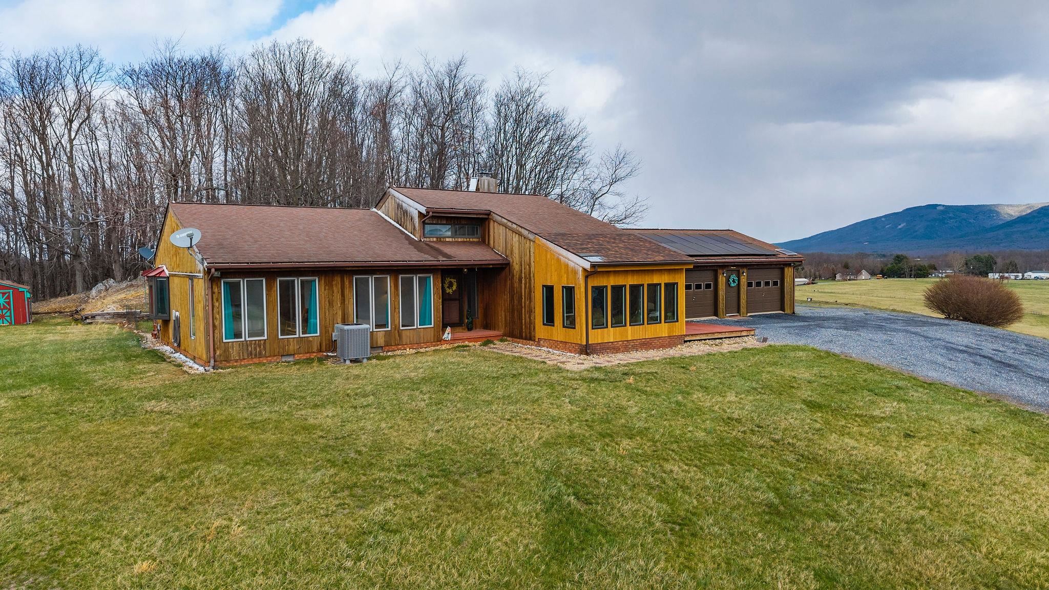 148 TAYLOR LN, GREENVILLE, Virginia 24440, 3 Bedrooms Bedrooms, ,2 BathroomsBathrooms,Residential,148 TAYLOR LN,674496 MLS # 674496