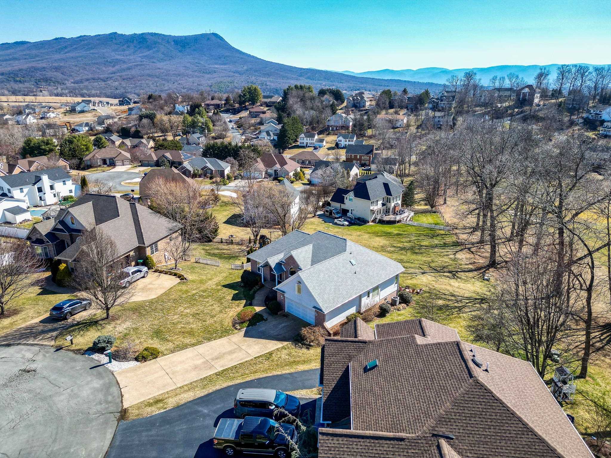 3741 DAVIS RD, PENN LAIRD, Virginia 22846, 6 Bedrooms Bedrooms, ,4 BathroomsBathrooms,Residential,3741 DAVIS RD,674497 MLS # 674497