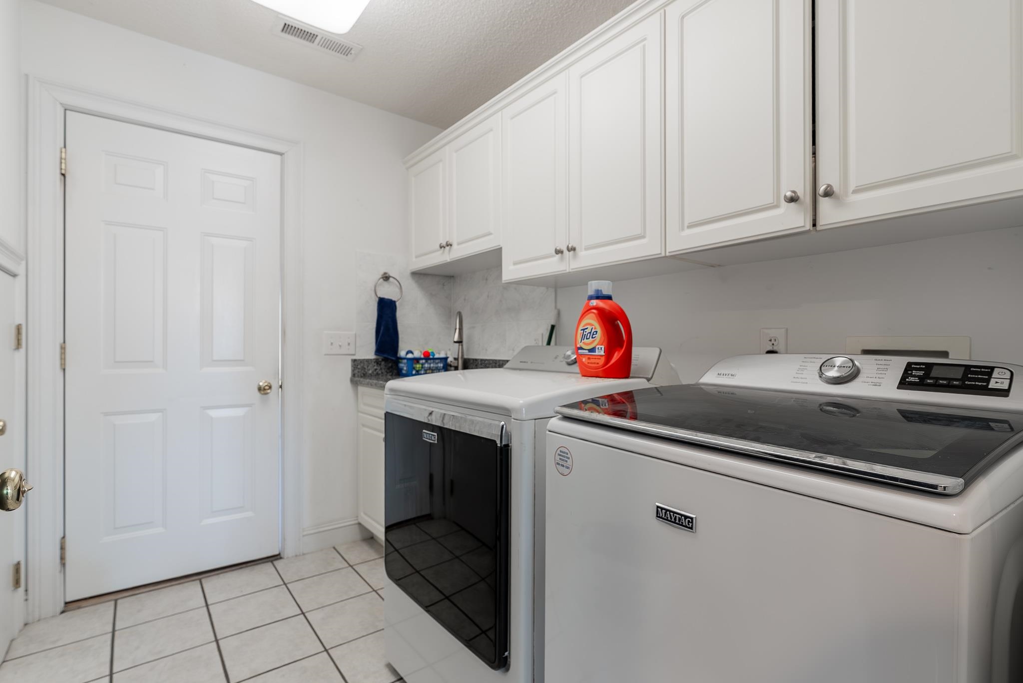 3741 DAVIS RD, PENN LAIRD, Virginia 22846, 6 Bedrooms Bedrooms, ,4 BathroomsBathrooms,Residential,3741 DAVIS RD,674497 MLS # 674497