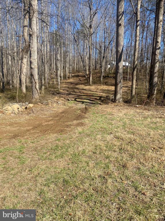 0 SKY RIDGE TRL, CULPEPER, Virginia 22701, ,Land,0 SKY RIDGE TRL,VACU2013002 MLS # VACU2013002