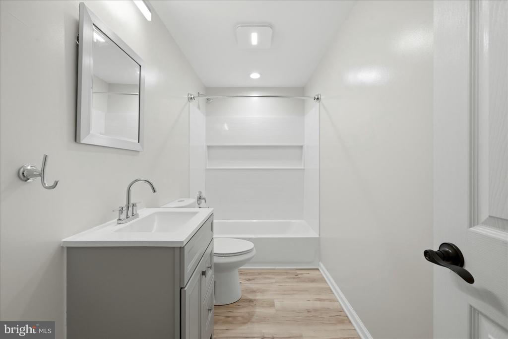 10820 CHANCELLORSVILLE DR, SPOTSYLVANIA, Virginia 22553, 4 Bedrooms Bedrooms, ,3 BathroomsBathrooms,Residential,10820 CHANCELLORSVILLE DR,VASP2039446 MLS # VASP2039446