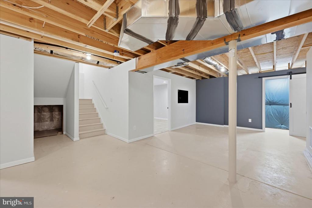 10820 CHANCELLORSVILLE DR, SPOTSYLVANIA, Virginia 22553, 4 Bedrooms Bedrooms, ,3 BathroomsBathrooms,Residential,10820 CHANCELLORSVILLE DR,VASP2039446 MLS # VASP2039446