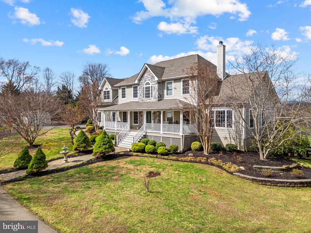 9491 WALSINGHAM LN, MARSHALL, Virginia, 4 Bedrooms Bedrooms, ,5 BathroomsBathrooms,Residential,9491 WALSINGHAM LN,VAFQ2020974 MLS # VAFQ2020974