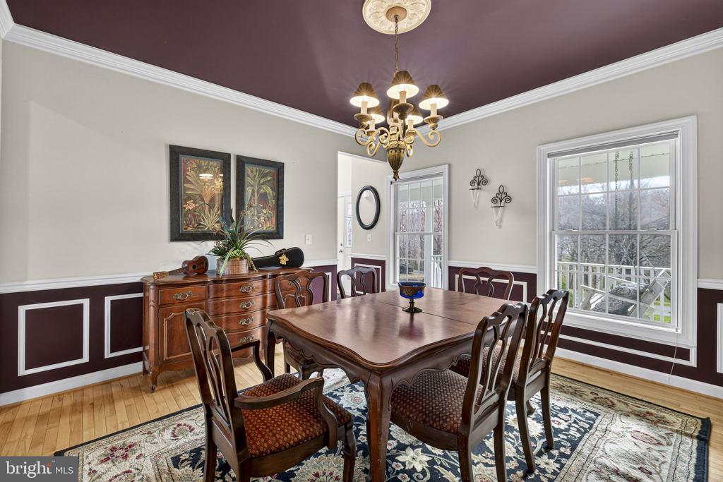 9491 WALSINGHAM LN, MARSHALL, Virginia, 4 Bedrooms Bedrooms, ,5 BathroomsBathrooms,Residential,9491 WALSINGHAM LN,VAFQ2020974 MLS # VAFQ2020974