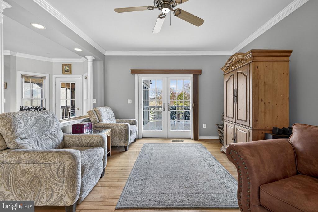 9491 WALSINGHAM LN, MARSHALL, Virginia, 4 Bedrooms Bedrooms, ,5 BathroomsBathrooms,Residential,9491 WALSINGHAM LN,VAFQ2020974 MLS # VAFQ2020974