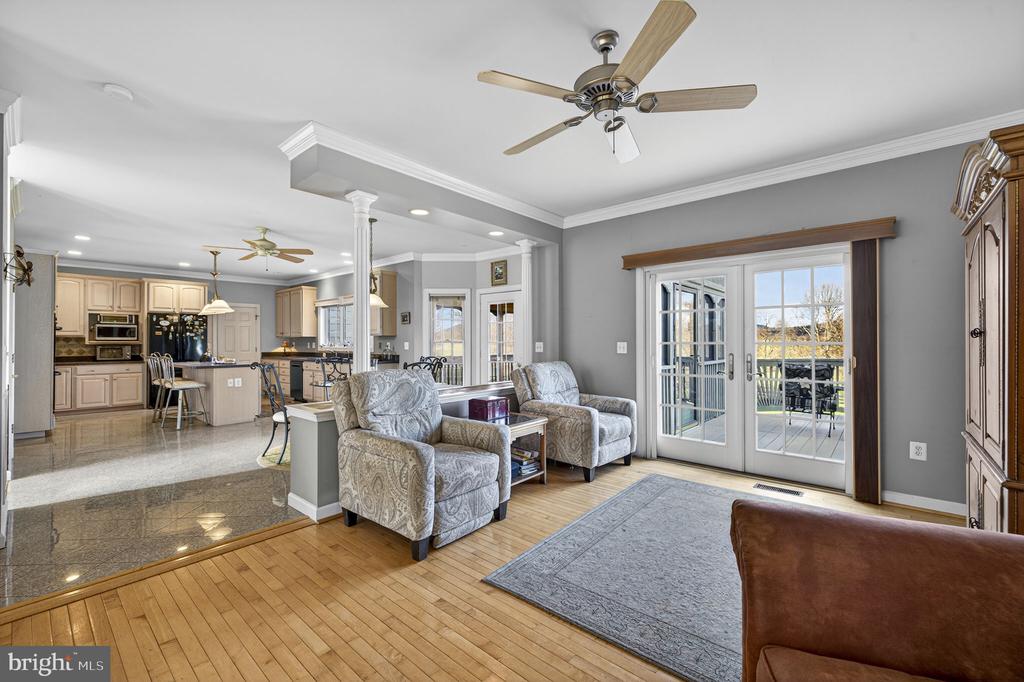 9491 WALSINGHAM LN, MARSHALL, Virginia, 4 Bedrooms Bedrooms, ,5 BathroomsBathrooms,Residential,9491 WALSINGHAM LN,VAFQ2020974 MLS # VAFQ2020974