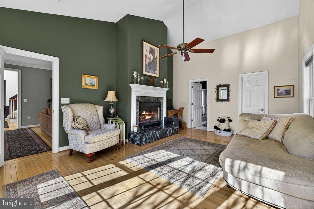 9491 WALSINGHAM LN, MARSHALL, Virginia, 4 Bedrooms Bedrooms, ,5 BathroomsBathrooms,Residential,9491 WALSINGHAM LN,VAFQ2020974 MLS # VAFQ2020974