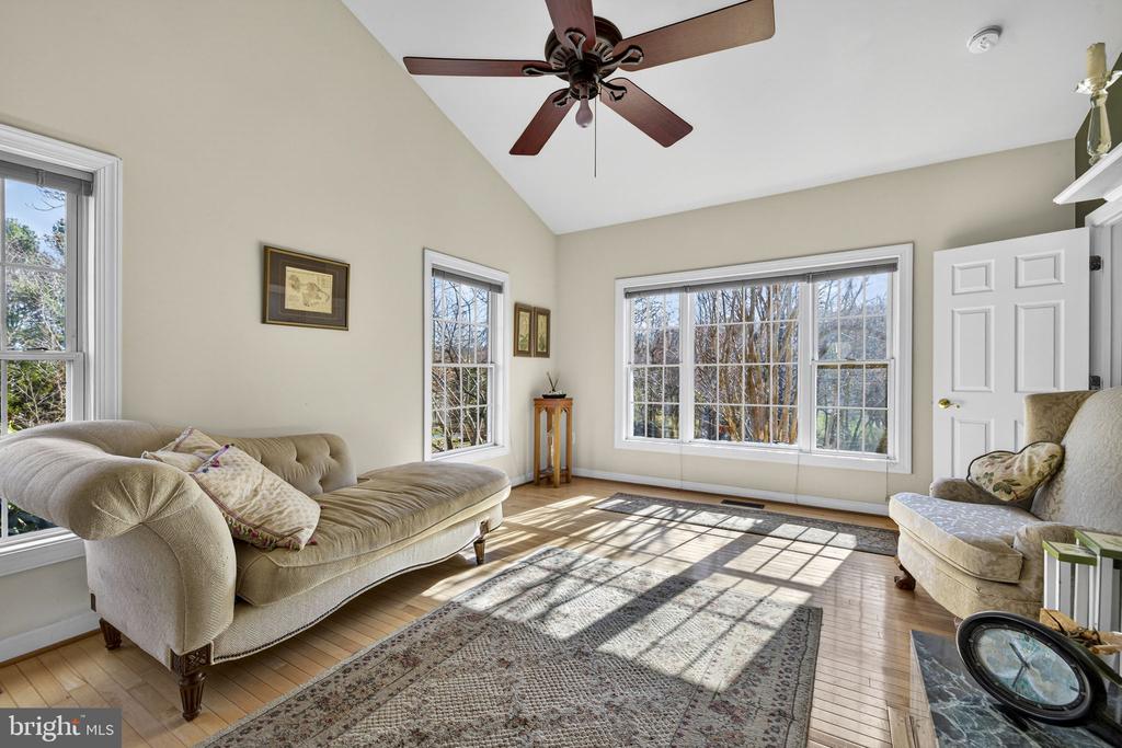 9491 WALSINGHAM LN, MARSHALL, Virginia, 4 Bedrooms Bedrooms, ,5 BathroomsBathrooms,Residential,9491 WALSINGHAM LN,VAFQ2020974 MLS # VAFQ2020974