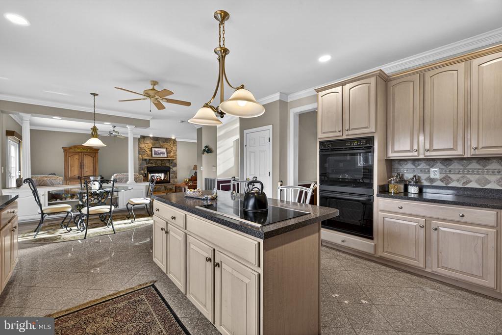 9491 WALSINGHAM LN, MARSHALL, Virginia, 4 Bedrooms Bedrooms, ,5 BathroomsBathrooms,Residential,9491 WALSINGHAM LN,VAFQ2020974 MLS # VAFQ2020974