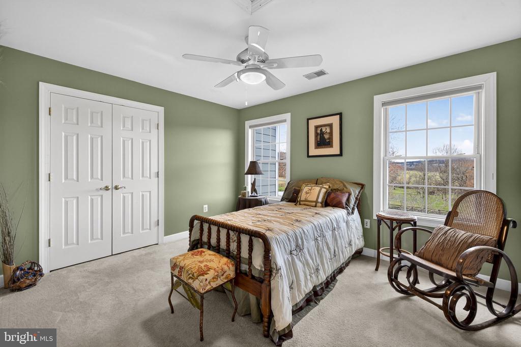 9491 WALSINGHAM LN, MARSHALL, Virginia, 4 Bedrooms Bedrooms, ,5 BathroomsBathrooms,Residential,9491 WALSINGHAM LN,VAFQ2020974 MLS # VAFQ2020974