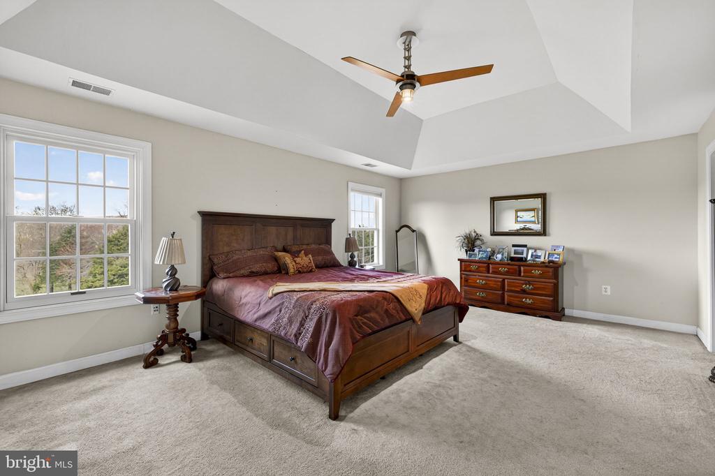 9491 WALSINGHAM LN, MARSHALL, Virginia, 4 Bedrooms Bedrooms, ,5 BathroomsBathrooms,Residential,9491 WALSINGHAM LN,VAFQ2020974 MLS # VAFQ2020974