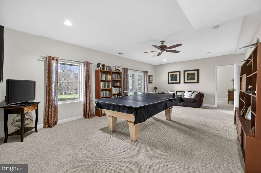 9491 WALSINGHAM LN, MARSHALL, Virginia, 4 Bedrooms Bedrooms, ,5 BathroomsBathrooms,Residential,9491 WALSINGHAM LN,VAFQ2020974 MLS # VAFQ2020974