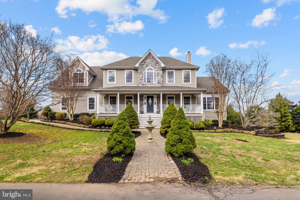 9491 WALSINGHAM LN, MARSHALL, Virginia, 4 Bedrooms Bedrooms, ,5 BathroomsBathrooms,Residential,9491 WALSINGHAM LN,VAFQ2020974 MLS # VAFQ2020974