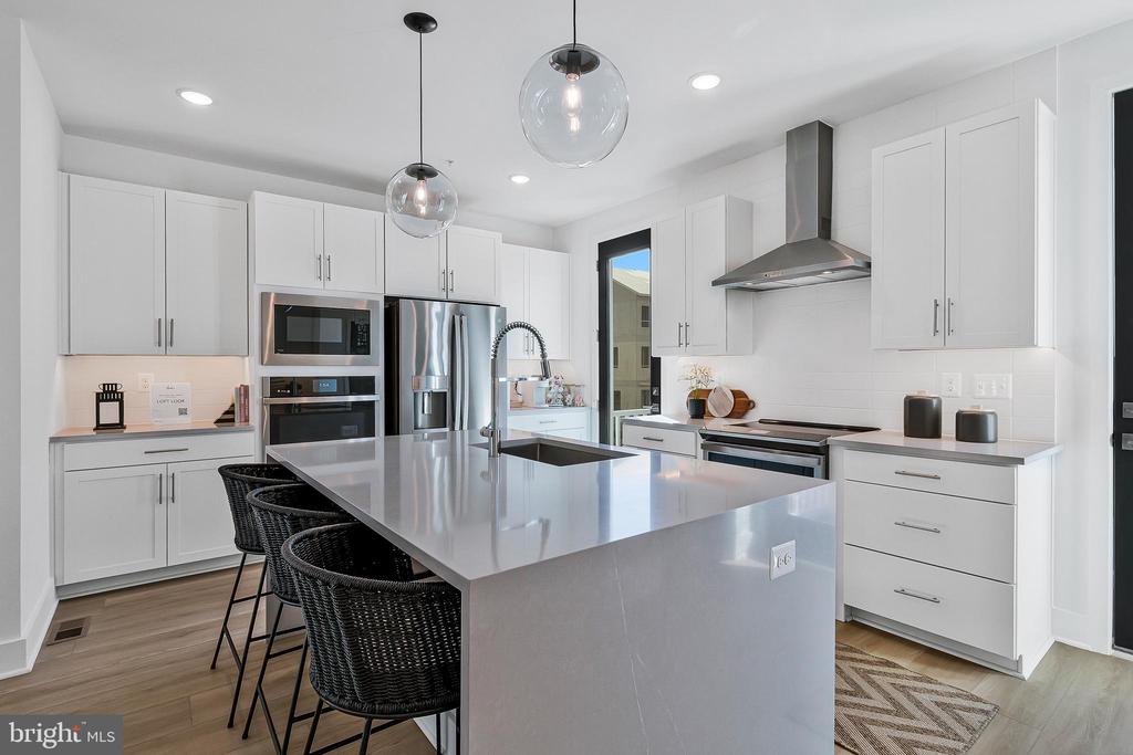 9211 FORKLEAF OAK DR, FREDERICKSBURG, Virginia 22407, 4 Bedrooms Bedrooms, ,3 BathroomsBathrooms,Residential,9211 FORKLEAF OAK DR,VASP2040142 MLS # VASP2040142