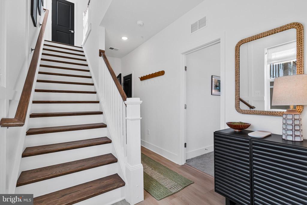 9211 FORKLEAF OAK DR, FREDERICKSBURG, Virginia 22407, 4 Bedrooms Bedrooms, ,3 BathroomsBathrooms,Residential,9211 FORKLEAF OAK DR,VASP2040142 MLS # VASP2040142