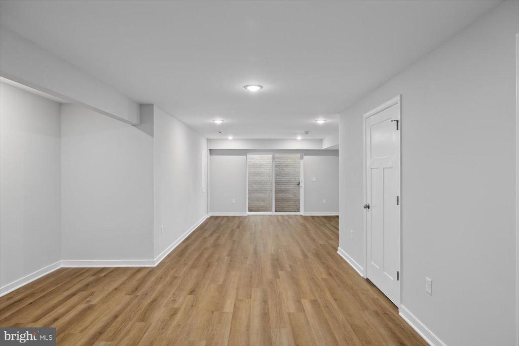 327 YORKTOWN BLVD, LOCUST GROVE, Virginia 22508, 5 Bedrooms Bedrooms, ,2 BathroomsBathrooms,Residential,327 YORKTOWN BLVD,VAOR2013604 MLS # VAOR2013604