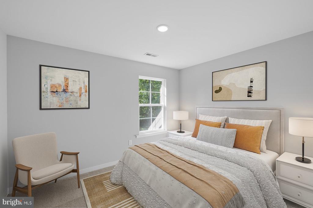 327 YORKTOWN BLVD, LOCUST GROVE, Virginia 22508, 5 Bedrooms Bedrooms, ,2 BathroomsBathrooms,Residential,327 YORKTOWN BLVD,VAOR2013604 MLS # VAOR2013604