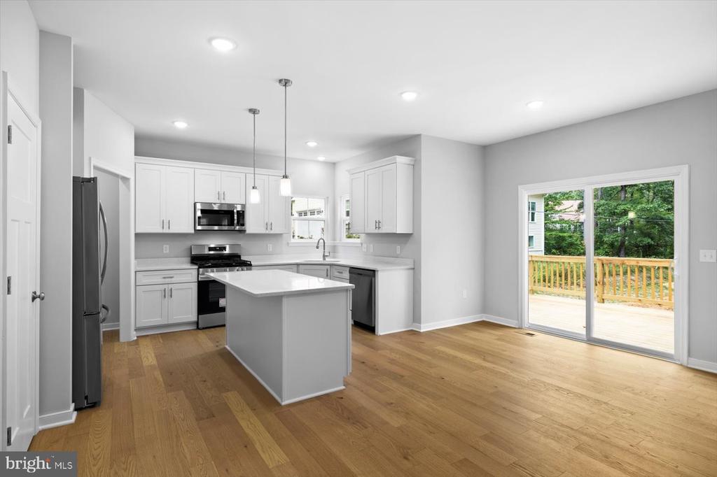 401 BIRDIE RD, LOCUST GROVE, Virginia 22508, 5 Bedrooms Bedrooms, ,2 BathroomsBathrooms,Residential,401 BIRDIE RD,VAOR2013606 MLS # VAOR2013606