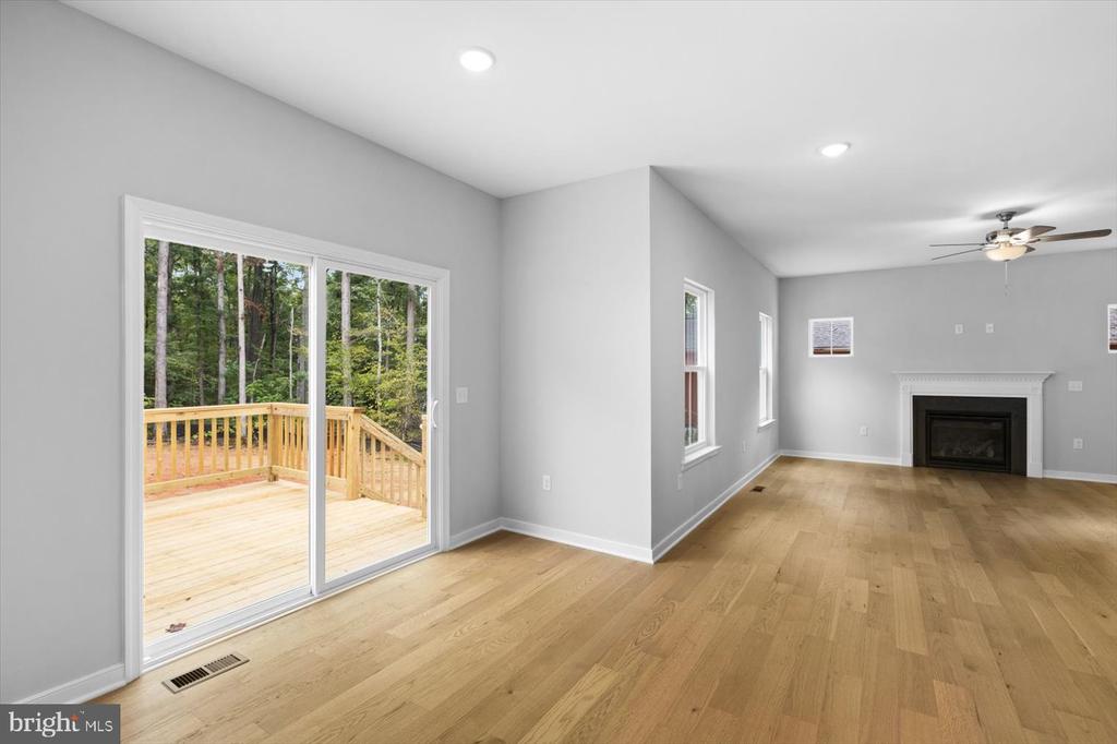 401 BIRDIE RD, LOCUST GROVE, Virginia 22508, 5 Bedrooms Bedrooms, ,2 BathroomsBathrooms,Residential,401 BIRDIE RD,VAOR2013606 MLS # VAOR2013606