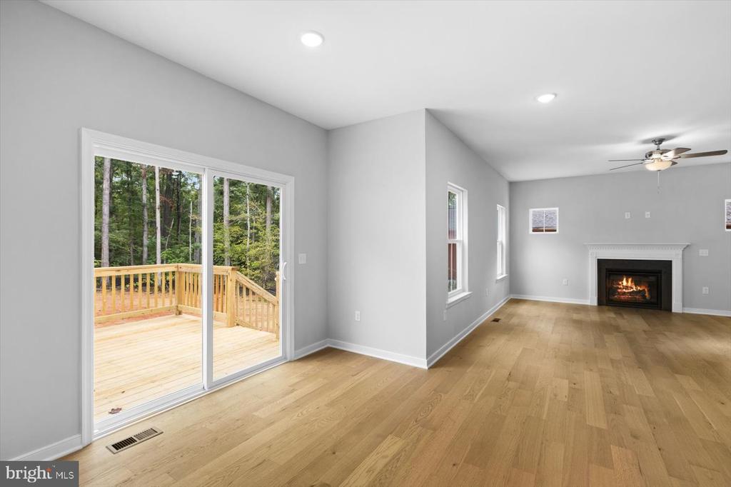 401 BIRDIE RD, LOCUST GROVE, Virginia 22508, 5 Bedrooms Bedrooms, ,2 BathroomsBathrooms,Residential,401 BIRDIE RD,VAOR2013606 MLS # VAOR2013606