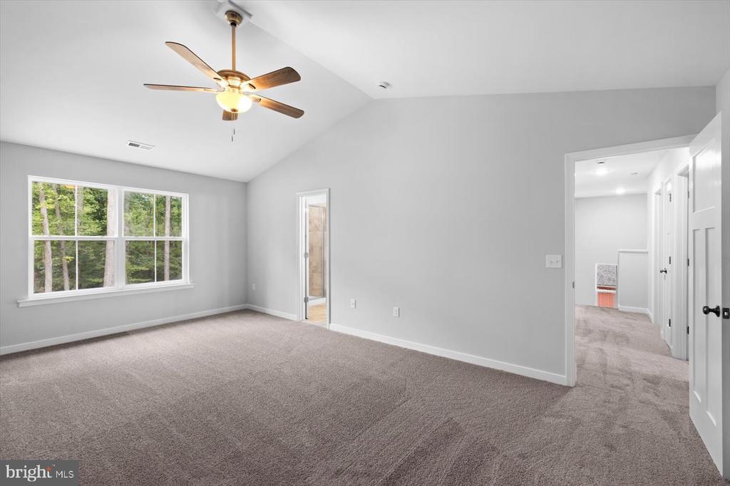 401 BIRDIE RD, LOCUST GROVE, Virginia 22508, 5 Bedrooms Bedrooms, ,2 BathroomsBathrooms,Residential,401 BIRDIE RD,VAOR2013606 MLS # VAOR2013606