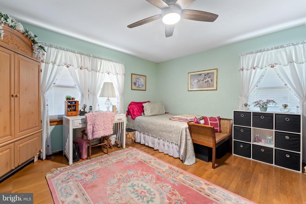 7105 PULLEN DR, FREDERICKSBURG, Virginia 22407, 5 Bedrooms Bedrooms, ,3 BathroomsBathrooms,Residential,7105 PULLEN DR,VASP2040112 MLS # VASP2040112