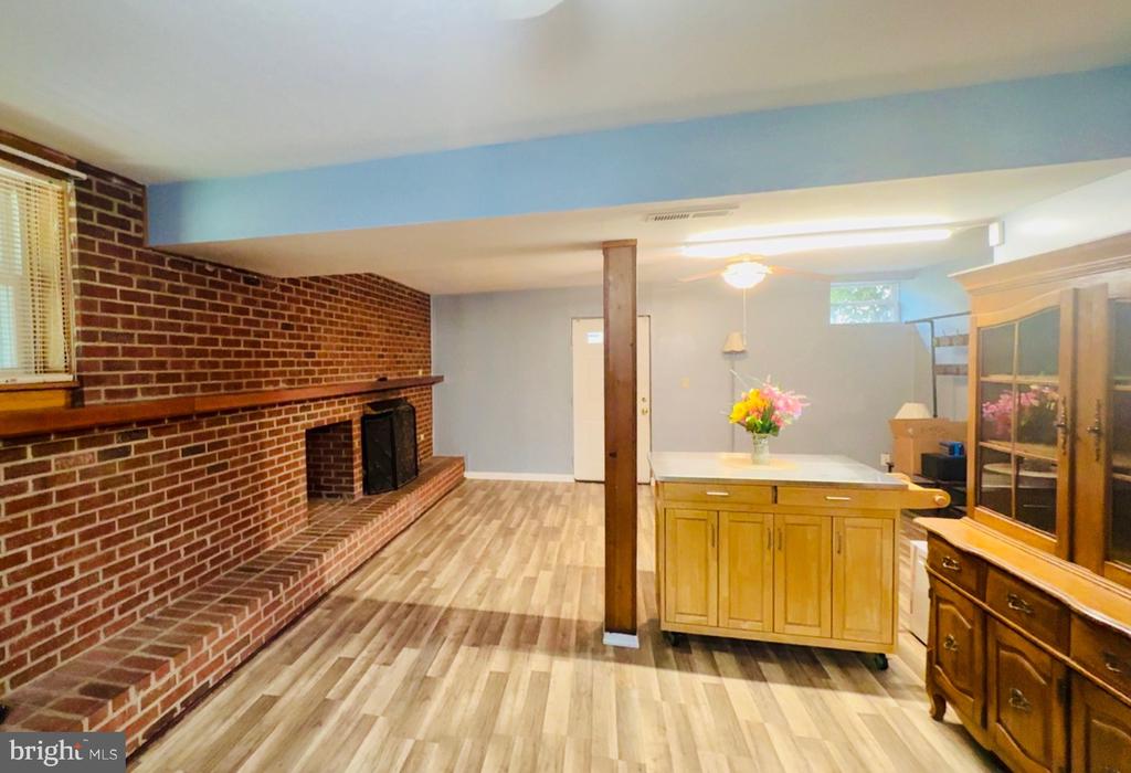 7105 PULLEN DR, FREDERICKSBURG, Virginia 22407, 5 Bedrooms Bedrooms, ,3 BathroomsBathrooms,Residential,7105 PULLEN DR,VASP2040112 MLS # VASP2040112