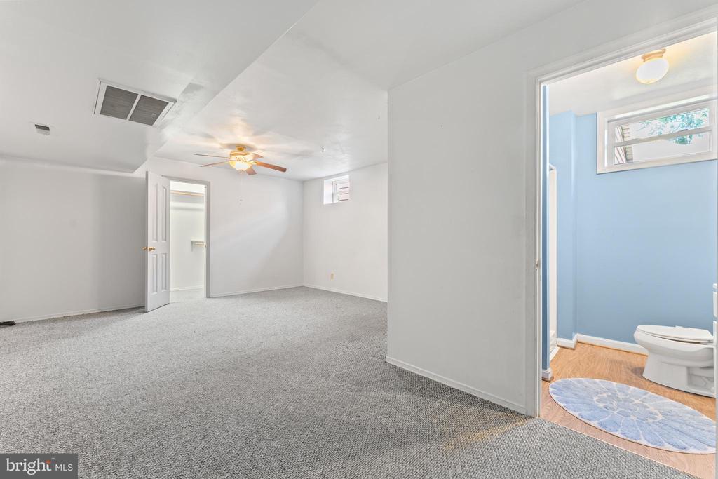 7105 PULLEN DR, FREDERICKSBURG, Virginia 22407, 5 Bedrooms Bedrooms, ,3 BathroomsBathrooms,Residential,7105 PULLEN DR,VASP2040112 MLS # VASP2040112