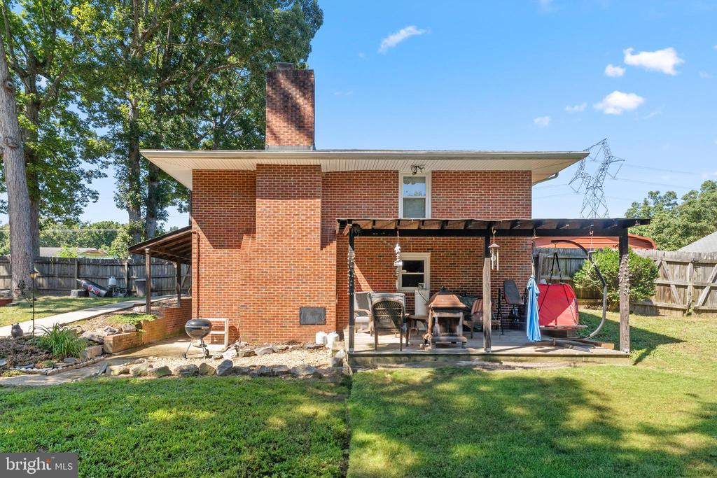 7105 PULLEN DR, FREDERICKSBURG, Virginia 22407, 5 Bedrooms Bedrooms, ,3 BathroomsBathrooms,Residential,7105 PULLEN DR,VASP2040112 MLS # VASP2040112