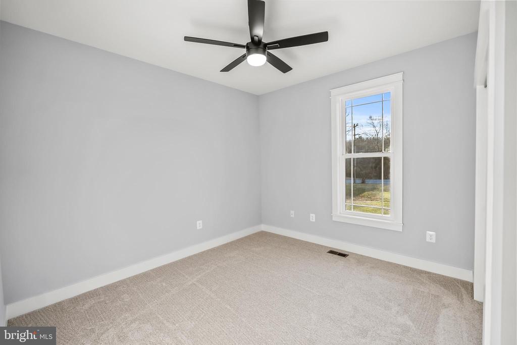 22 LAKE COUNTRY DR, MINERAL, Virginia 23117, 3 Bedrooms Bedrooms, ,3 BathroomsBathrooms,Residential,22 LAKE COUNTRY DR,VALA2009478 MLS # VALA2009478