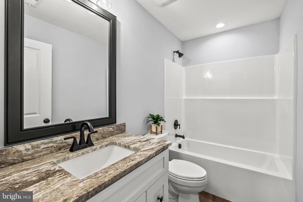 22 LAKE COUNTRY DR, MINERAL, Virginia 23117, 3 Bedrooms Bedrooms, ,3 BathroomsBathrooms,Residential,22 LAKE COUNTRY DR,VALA2009478 MLS # VALA2009478