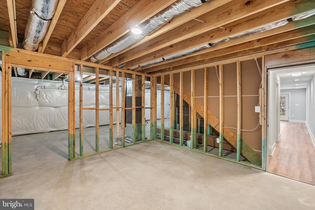 22 LAKE COUNTRY DR, MINERAL, Virginia 23117, 3 Bedrooms Bedrooms, ,3 BathroomsBathrooms,Residential,22 LAKE COUNTRY DR,VALA2009478 MLS # VALA2009478