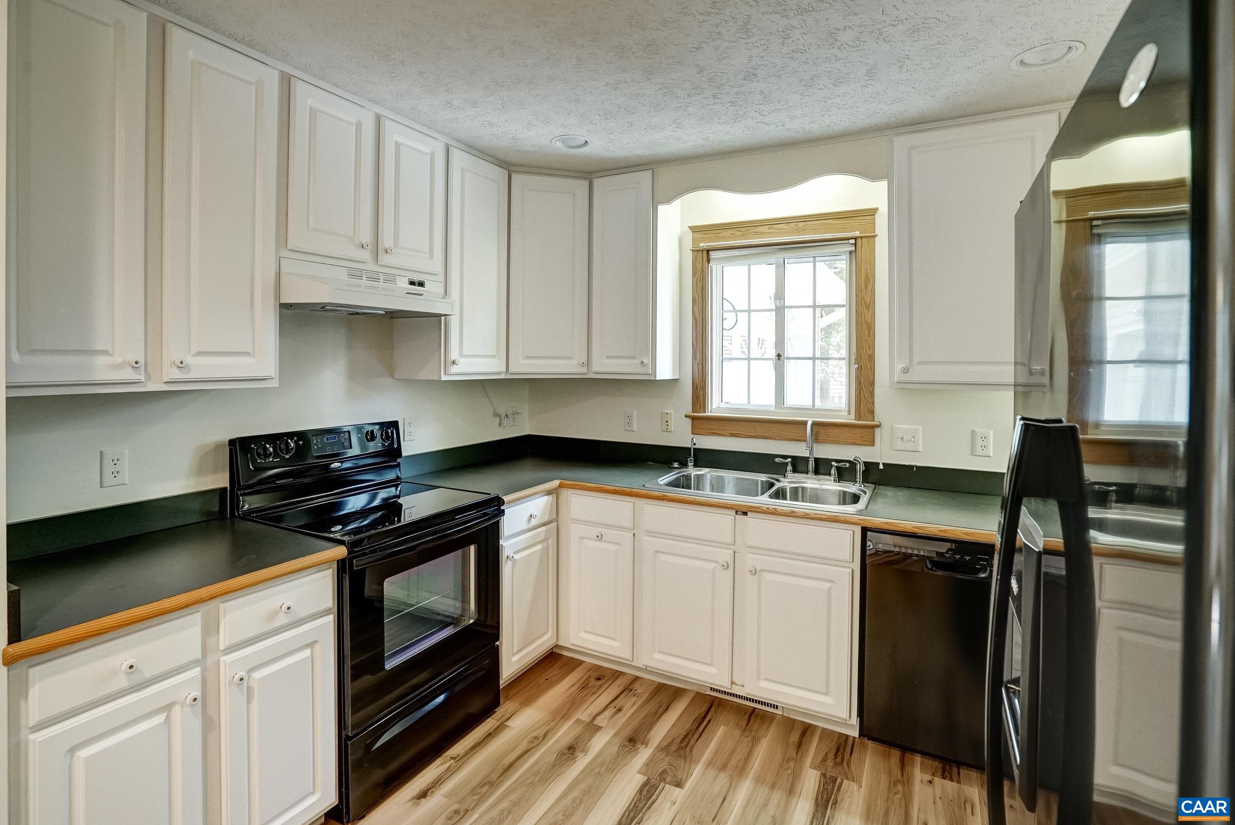 22 WHIPPOORWILL LN, PALMYRA, Virginia 22963, 2 Bedrooms Bedrooms, ,2 BathroomsBathrooms,Residential,22 WHIPPOORWILL LN,668177 MLS # 668177