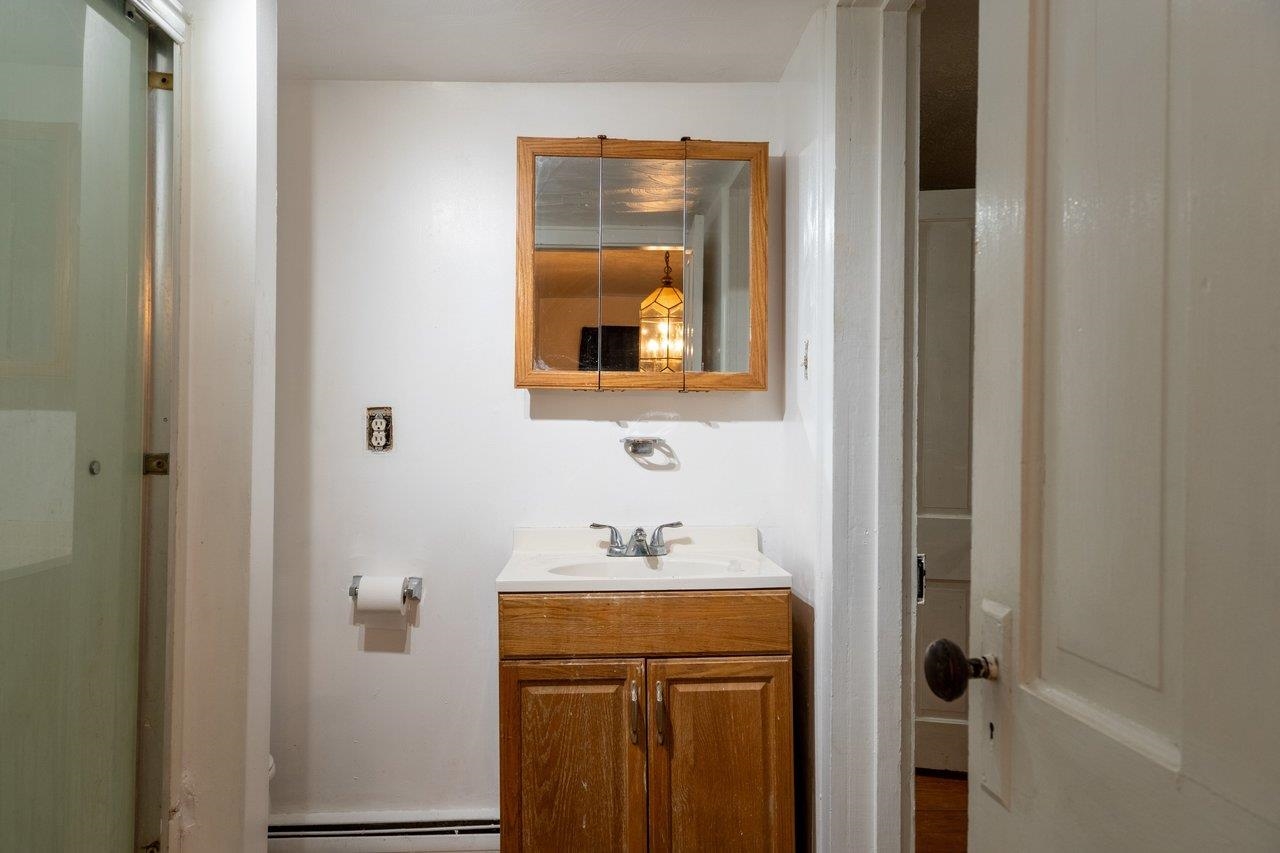 309 VIRGINIA AVE, SHENANDOAH, Virginia 22849, 4 Bedrooms Bedrooms, ,1 BathroomBathrooms,Residential,309 VIRGINIA AVE,674510 MLS # 674510