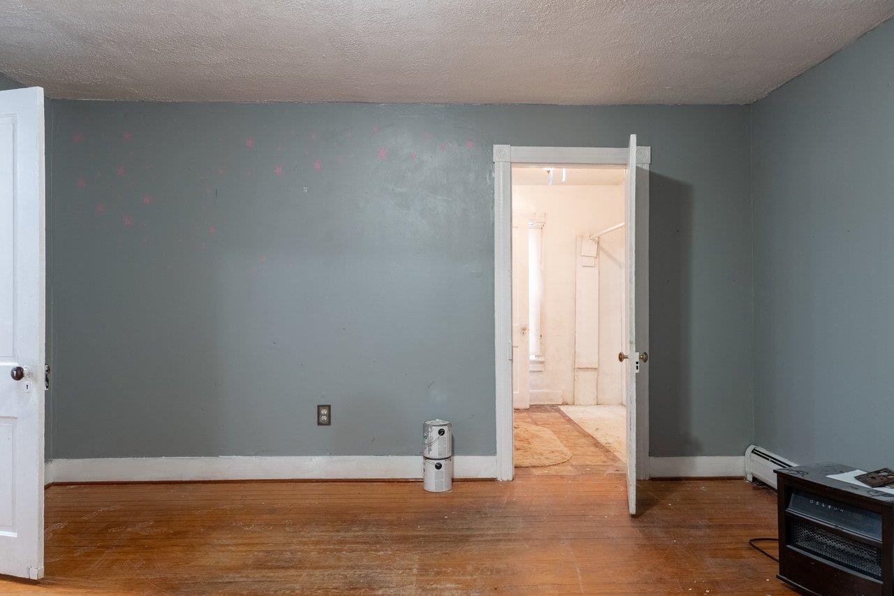 309 VIRGINIA AVE, SHENANDOAH, Virginia 22849, 4 Bedrooms Bedrooms, ,1 BathroomBathrooms,Residential,309 VIRGINIA AVE,674510 MLS # 674510