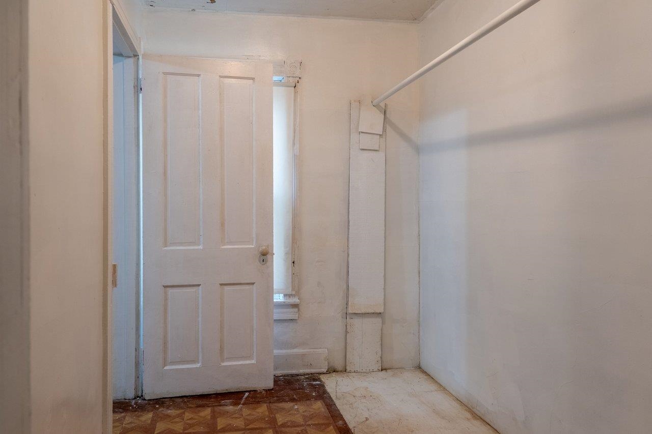 309 VIRGINIA AVE, SHENANDOAH, Virginia 22849, 4 Bedrooms Bedrooms, ,1 BathroomBathrooms,Residential,309 VIRGINIA AVE,674510 MLS # 674510