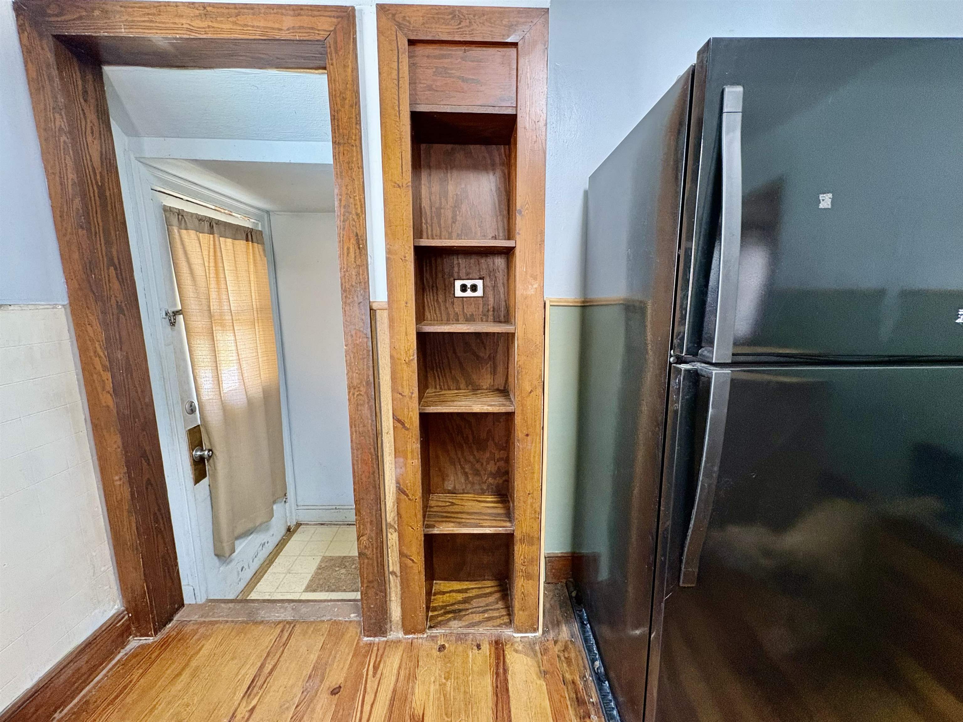 340 FLORENCE AVE, WAYNESBORO, Virginia 22980, 2 Bedrooms Bedrooms, ,1 BathroomBathrooms,Residential,340 FLORENCE AVE,674519 MLS # 674519