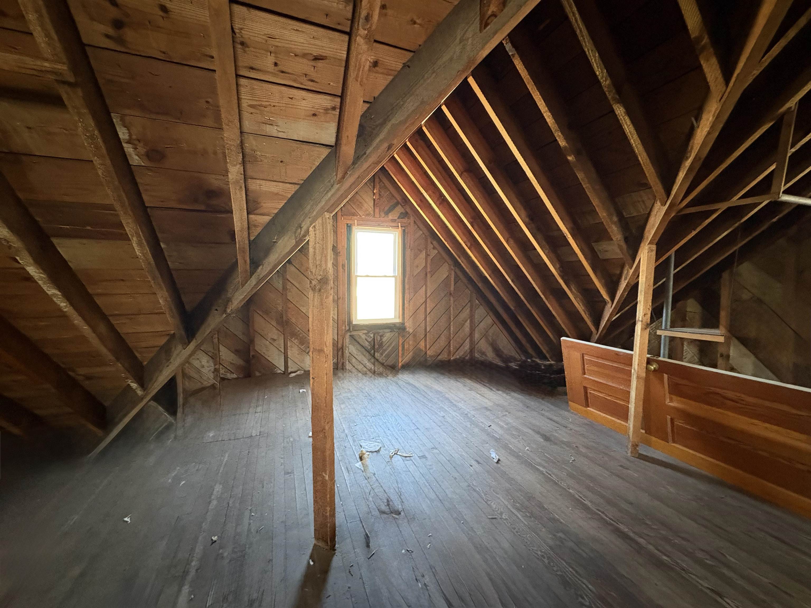 340 FLORENCE AVE, WAYNESBORO, Virginia 22980, 2 Bedrooms Bedrooms, ,1 BathroomBathrooms,Residential,340 FLORENCE AVE,674519 MLS # 674519