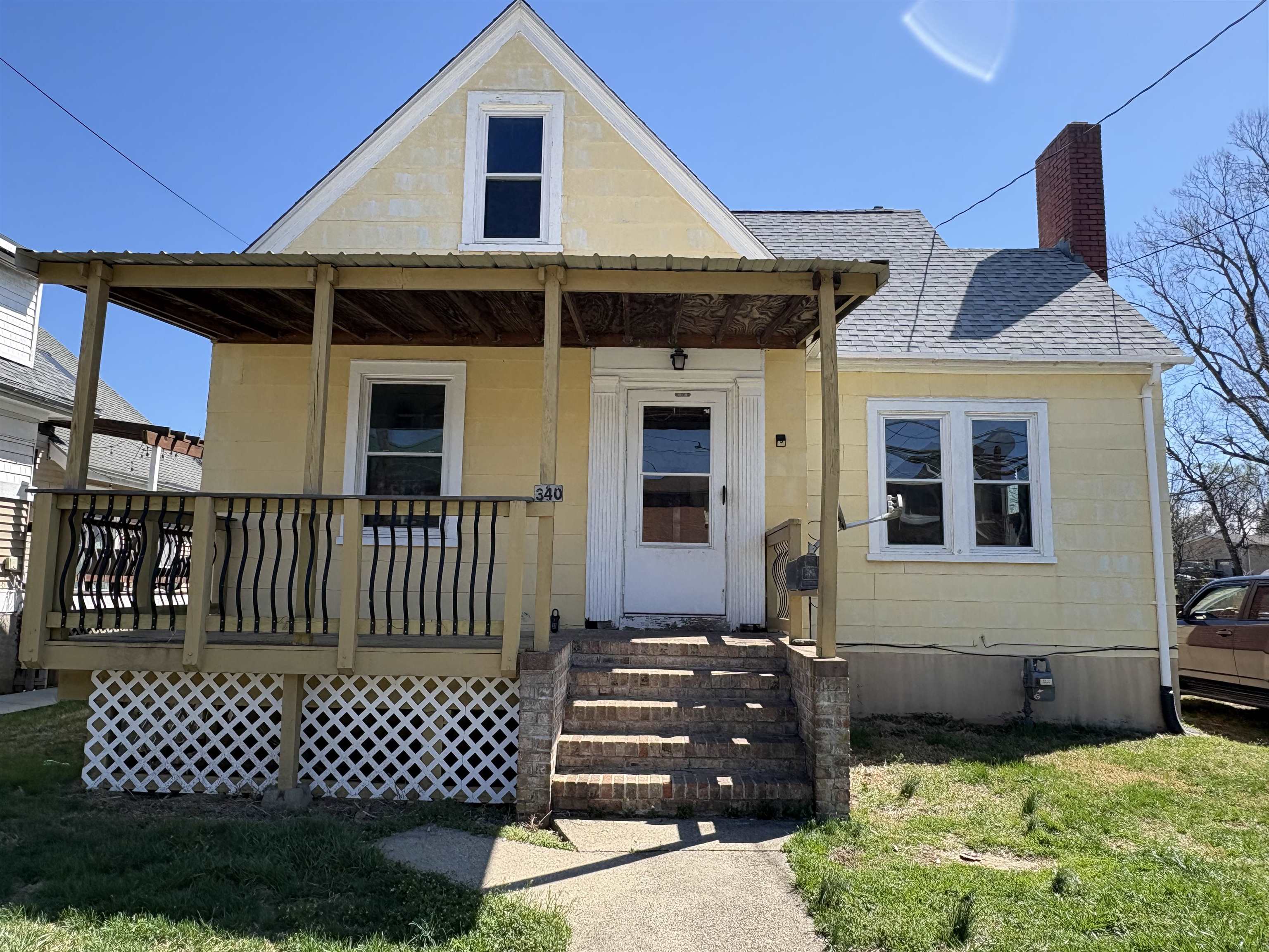 340 FLORENCE AVE, WAYNESBORO, Virginia 22980, 2 Bedrooms Bedrooms, ,1 BathroomBathrooms,Residential,340 FLORENCE AVE,674519 MLS # 674519